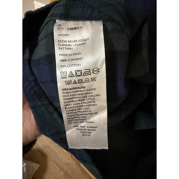 Eddie Bauer Mens Classic Fit Plaid Flannel Shirt Long Sleeve Blue Green XL - Picture 6 of 7